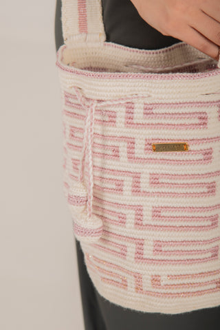 ONII MOCHILA MEDIANA HILOS DE SEDA