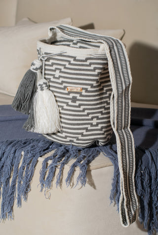 AINRU MOCHILA MEDIANA